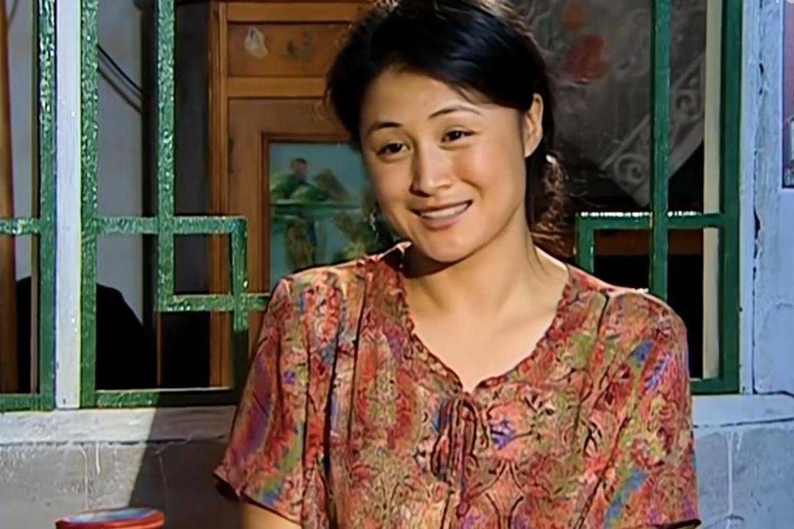 大脚,女,汉族,本名叫 a target="_blank" href="/item/谢红/3426708"