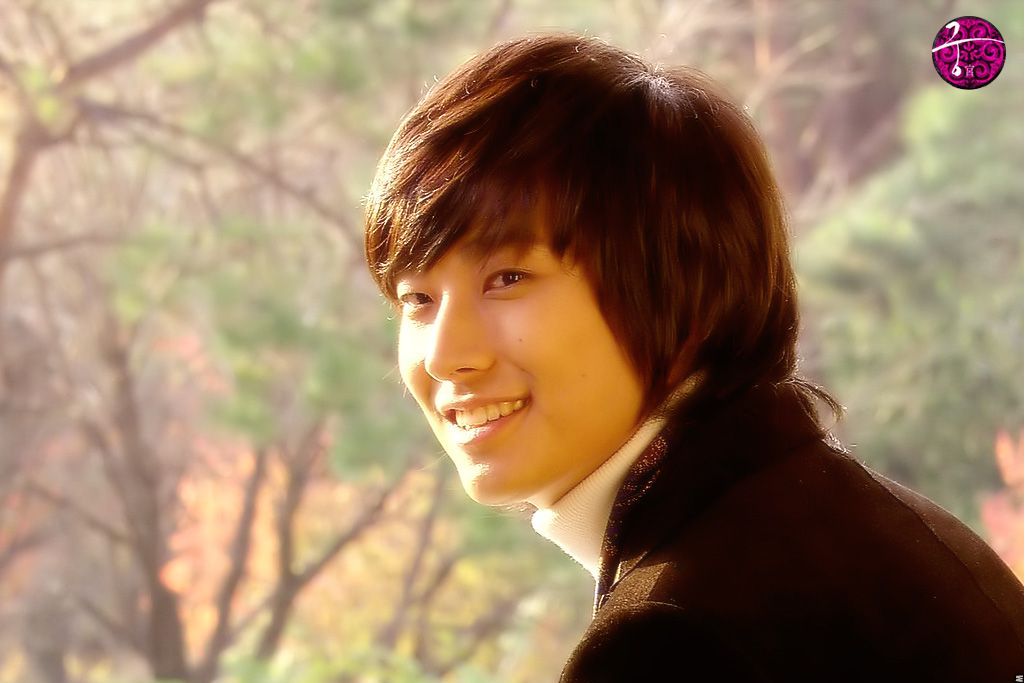  p data-id="gnbs2oy9o0">李信,性别是男,皇太子,韩剧《 a target="