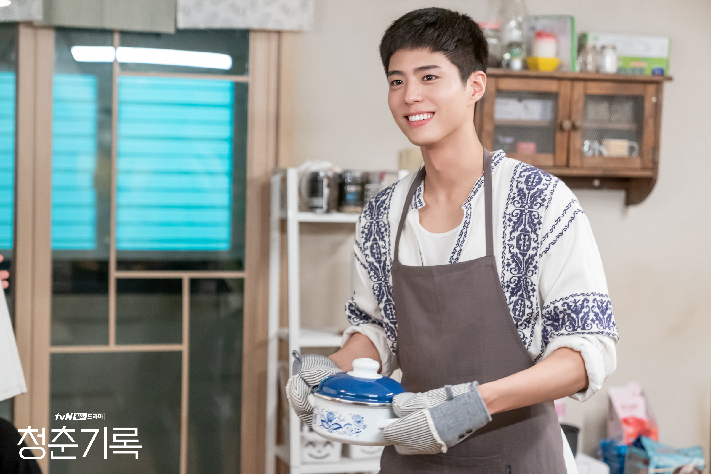  p>朴宝剑(         ),1993年6月16日出生于首尔,韩国影视演员.