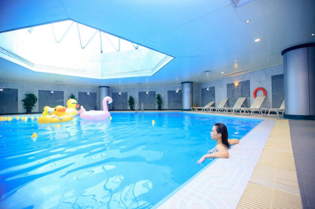 长春花园酒店