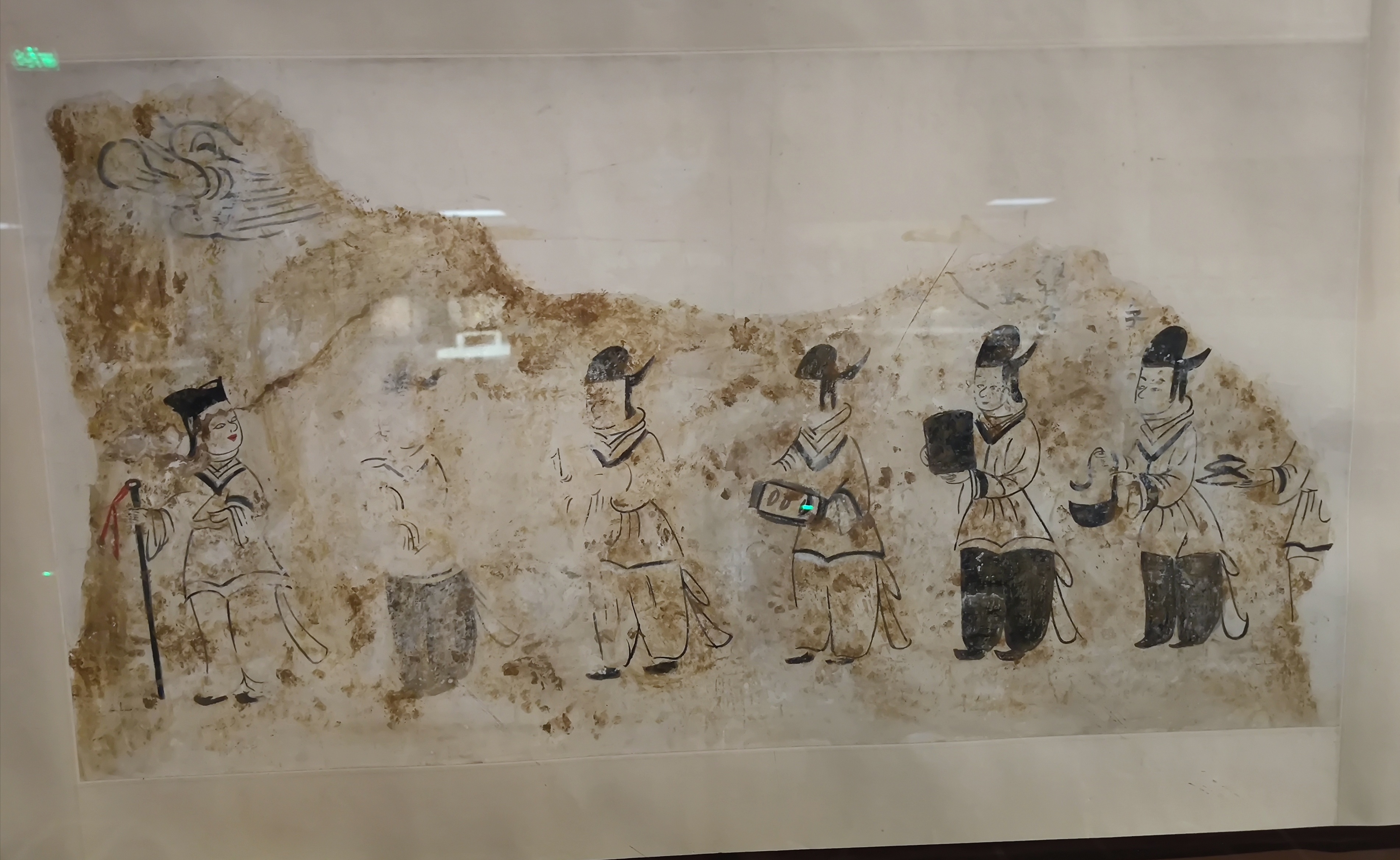 朝阳袁台子东晋壁画墓