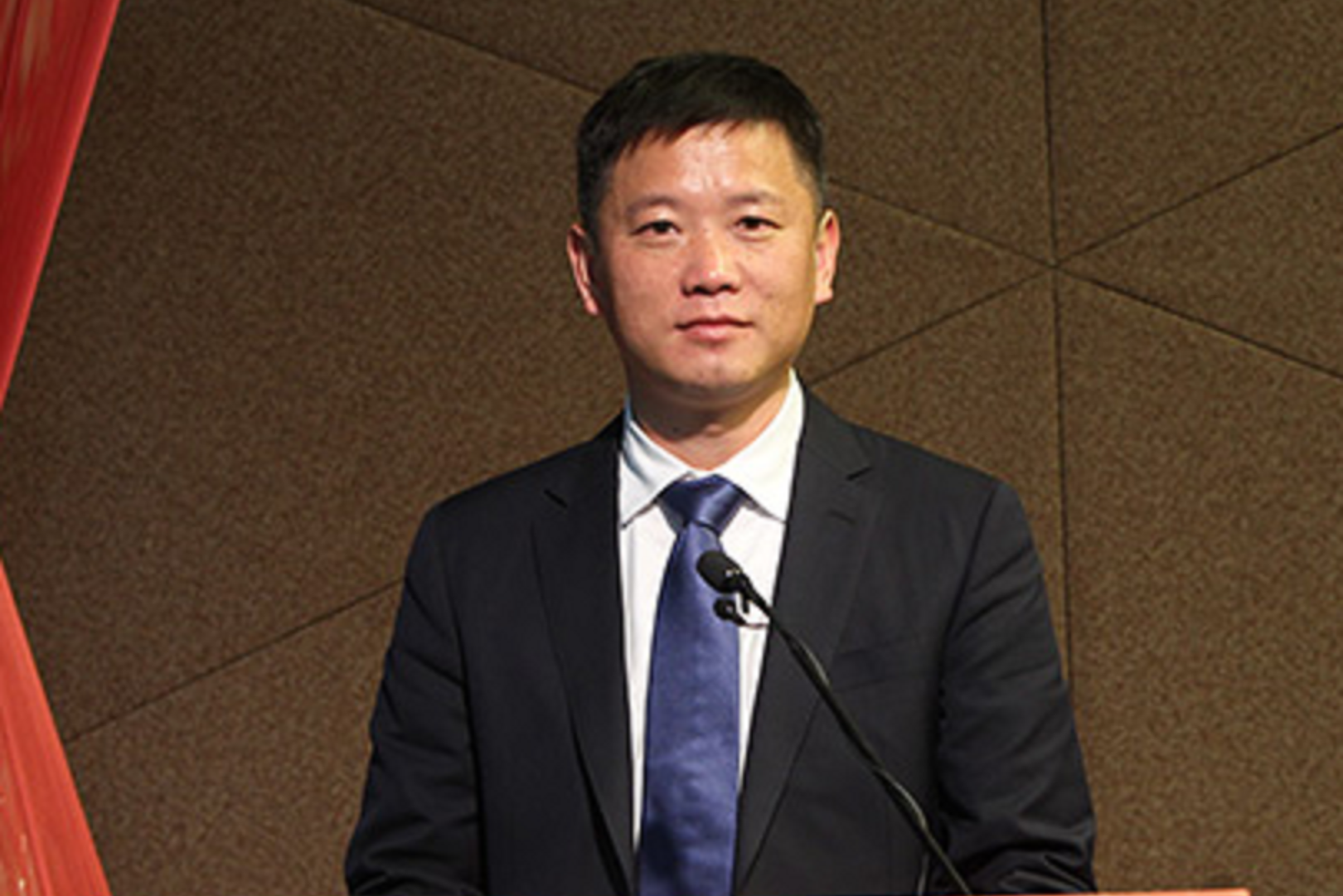 张勇