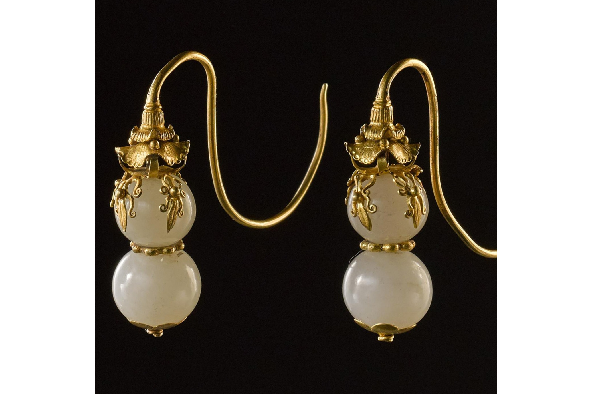 明金镶玉葫芦形耳环