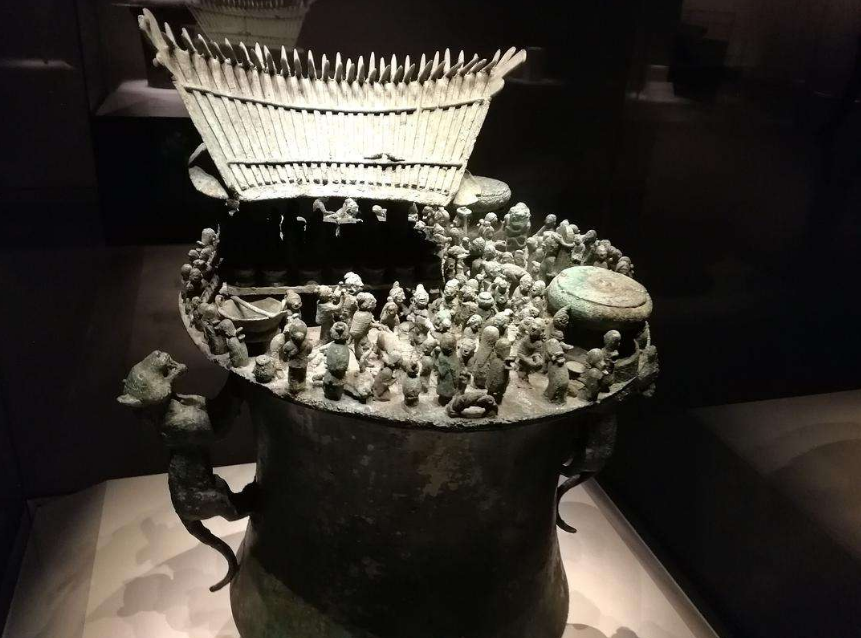 考古发现“古滇国”文物，专家看后心头一震，申请禁止出国展出_百科TA说