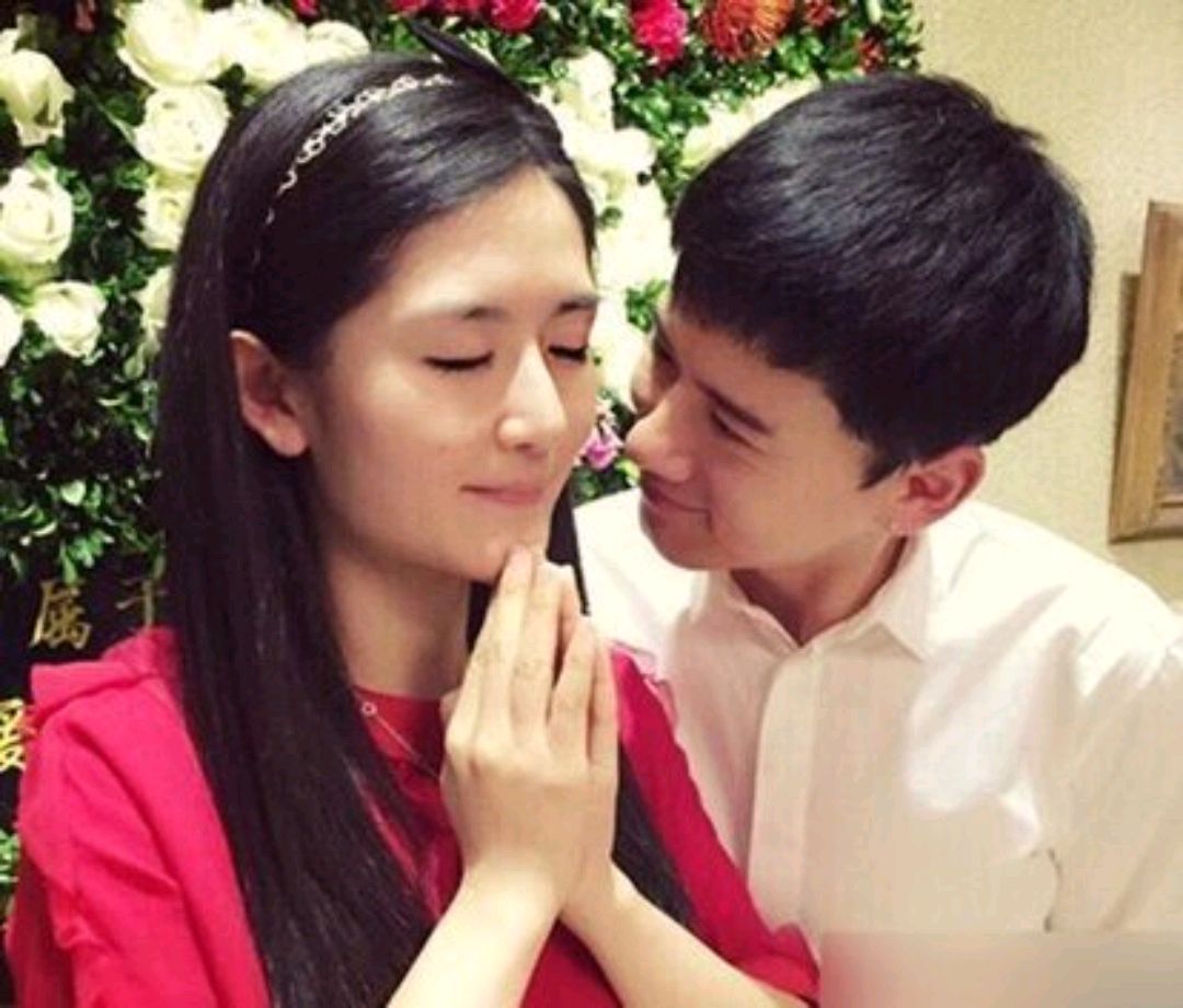 张杰谢娜被拍到热吻，好的婚姻永远都是爱情的模样_百科TA说