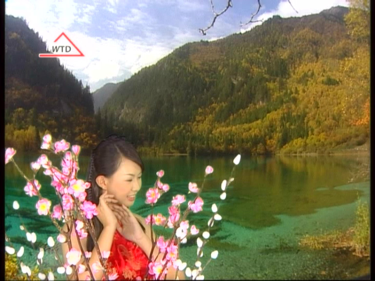 《九寨沟的春天》是 a target="_blank" href="/item/卓依婷/753191"