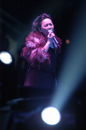  p>苏芮,1952年6月13日出生于台湾省台北市,中国台湾女歌手.