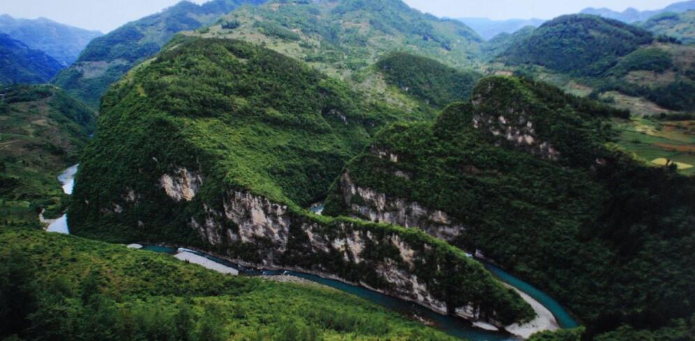 空山天盆风景区
