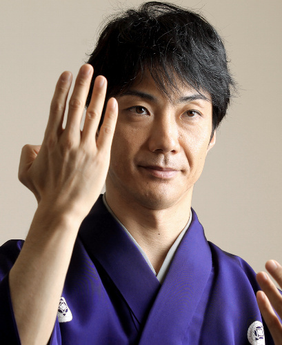  p> span class="ref" data-ctrid="2irjxvxnfam">野村万斋(のむら ま