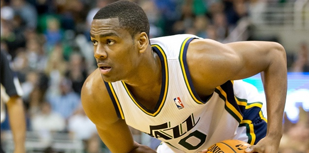  p>亚历克·伯克斯(alec burks),1991年7月21日出生于 a target="