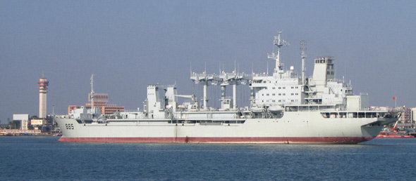  p data-id="gnb9c8uk57">"青海湖号", 是中国海军885号远洋补给舰名