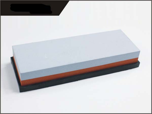  p>油石( a>oilstone /a>)是指一种富含油质的岩石,从材料分类一般有