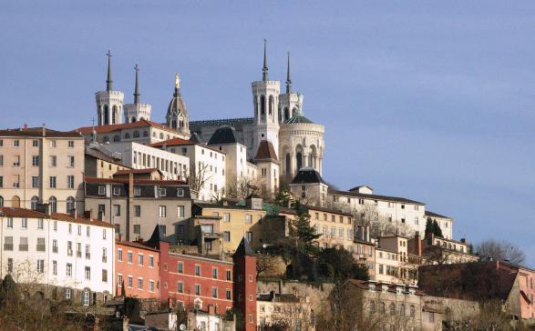  p>国立里昂第三大学成为里昂市三所主要的公立大学之一.