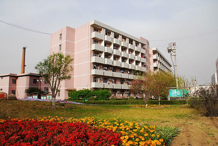 " data-lemmaid="65777">河北 /a>省玉田县第一中学(简称玉田一中),始