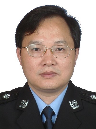  p data-id="gnvj27eqhy">吴益中,男,1967年10月出生,中共党员,浙江