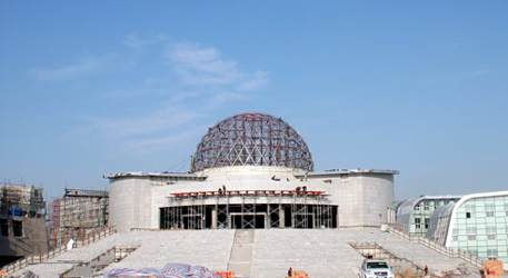 大庆石油学院发展而来的东北石油大学1978年2月被<a