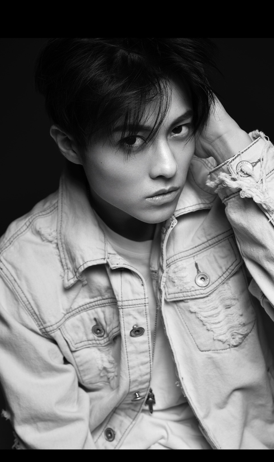  p>邱胜翊,艺名王子(prince),1989年4月14日出生于台湾,中国台湾男