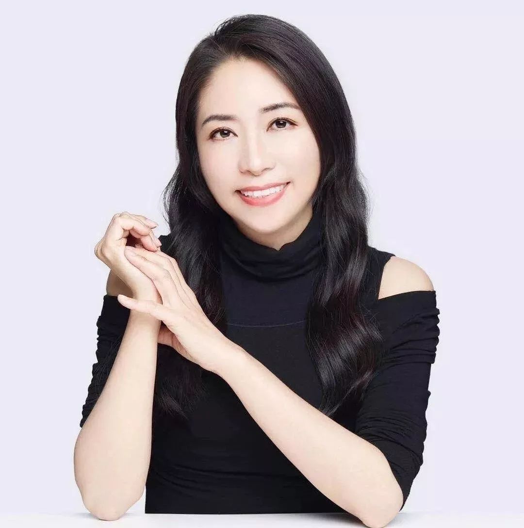 女,1970年8月生于中国 a target="_blank" href="/item/台湾/122340"