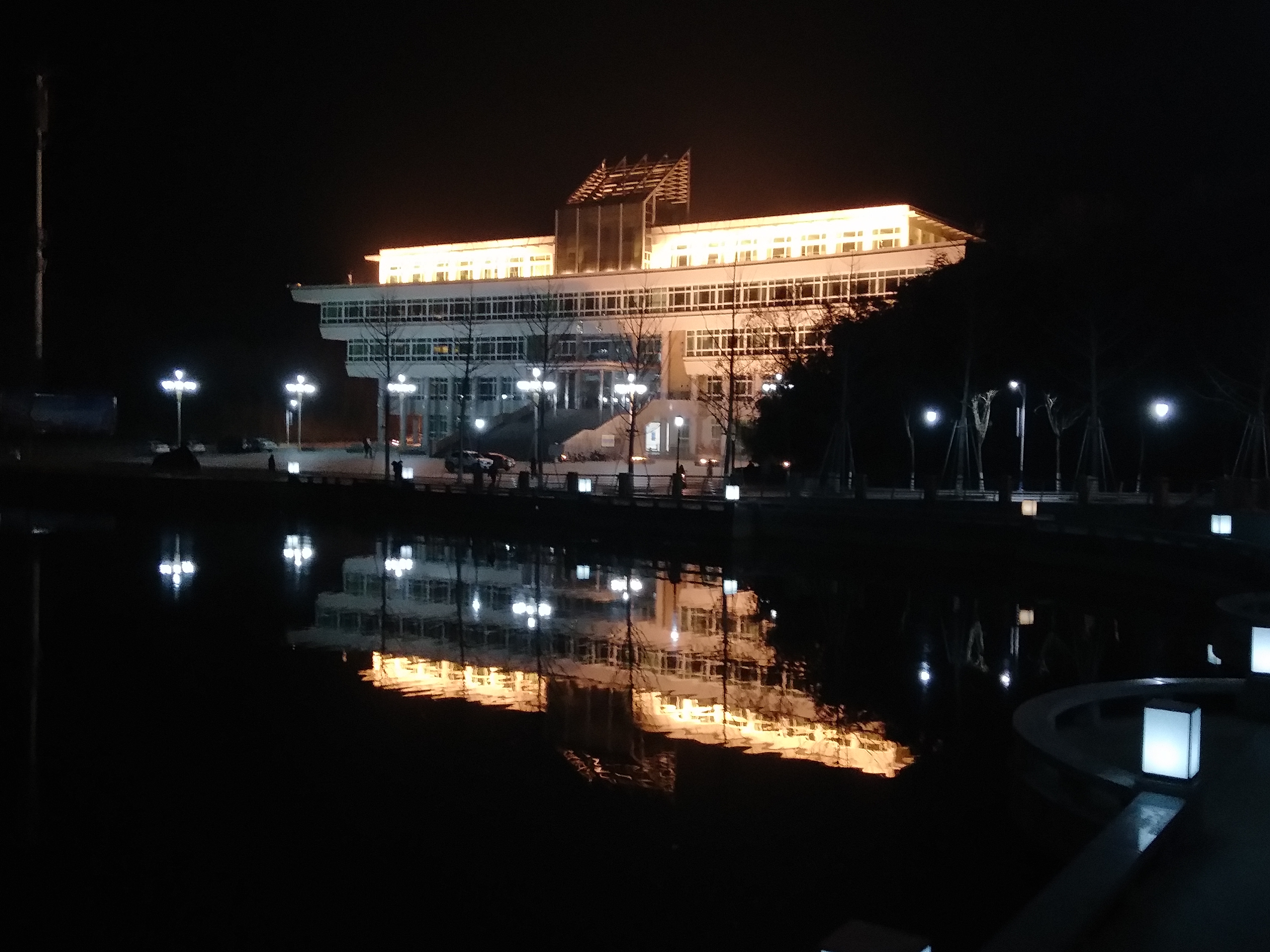 信阳师范学院