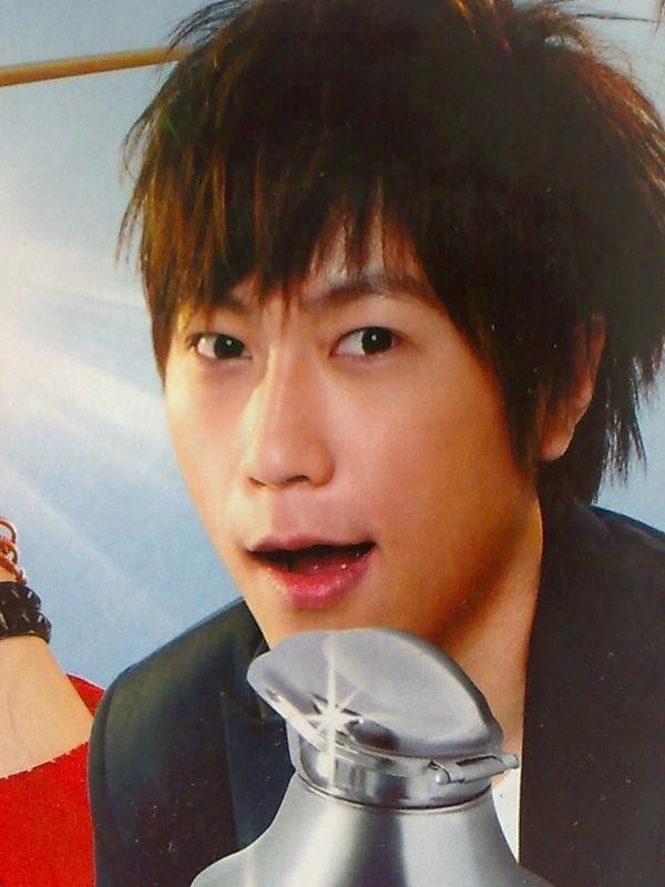  p>陈信宏(阿信),1975年12月6日出生于台湾省台北市北投区,祖籍福建省