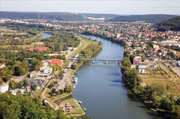 在欧洲河流中长度仅次于 a target="_blank" href="/item/伏尔加河