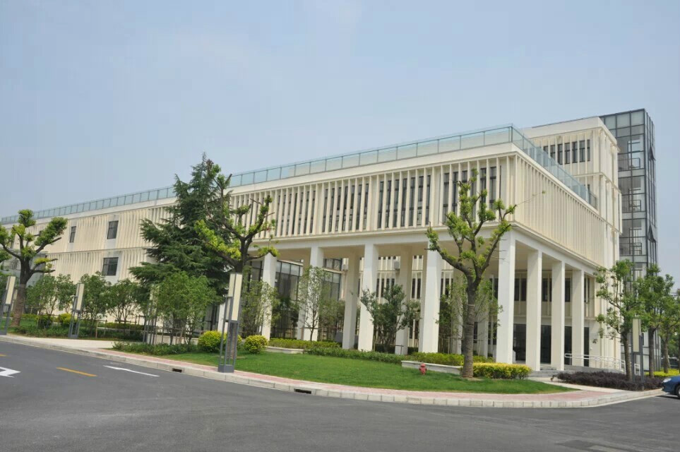 上海市嘉定区第一中学
