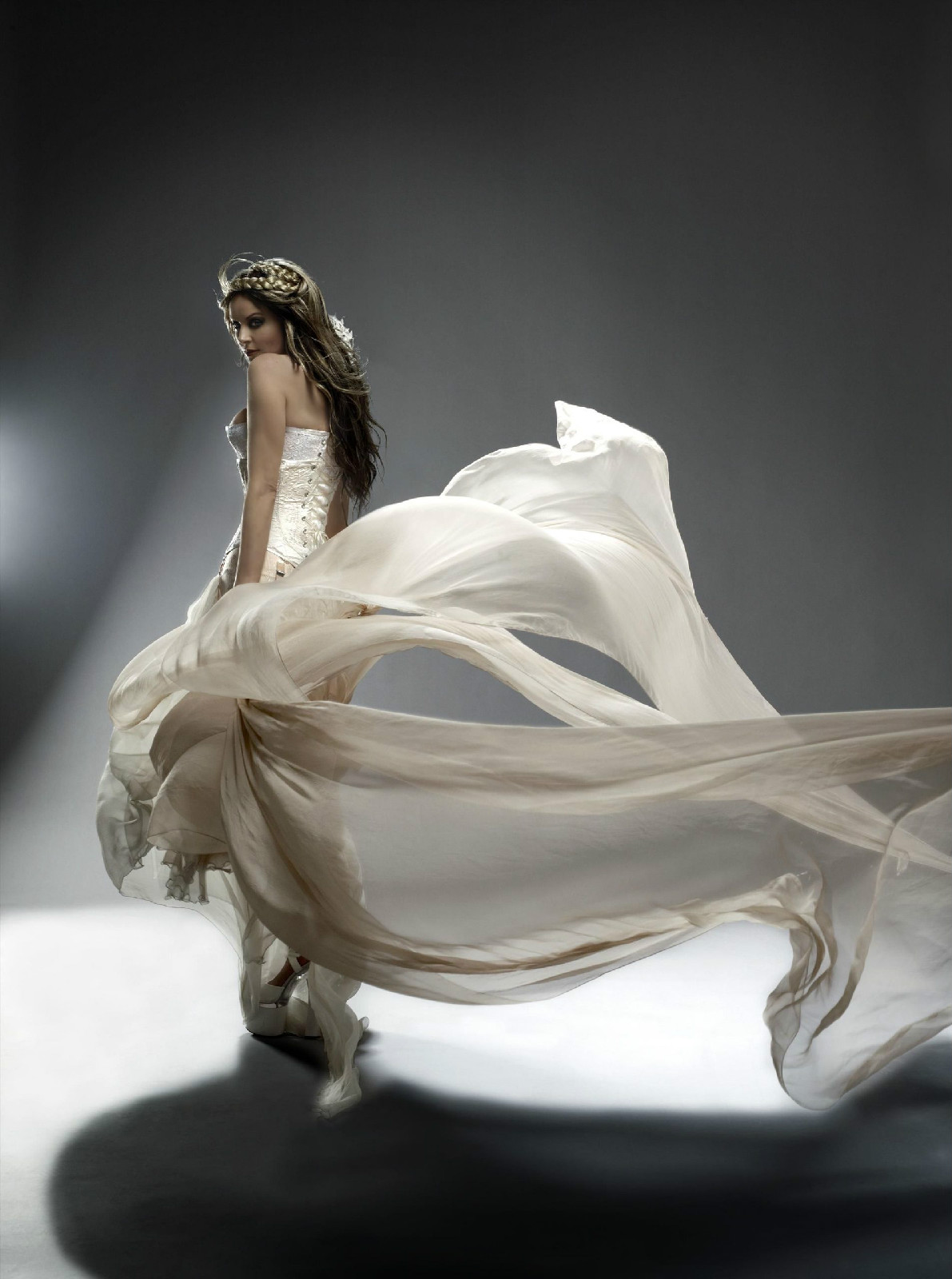  p>莎拉·布莱曼(sarah brightman),1960年8月14日出生于英国伯肯斯特