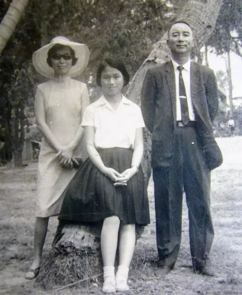 65岁龙应台辞职照顾93岁老母：陪父母老去, 趁还来得及_百科TA说