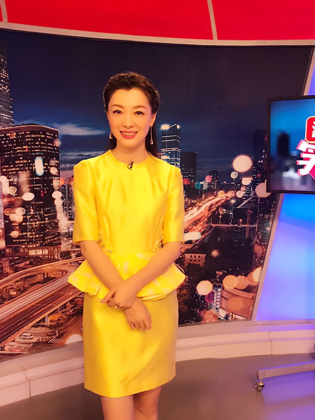  p data-id="gnwq8sxmfg">龚宁,北京广播电视台主持人,曾主持《mtv