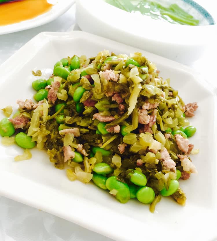 咸菜肉末炒毛豆