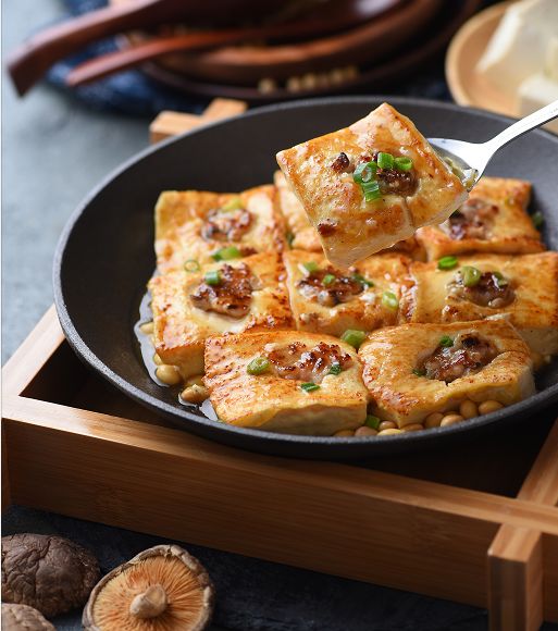  p>煎酿豆腐,是广东省的传统名菜,属于 a target="_blank" href="