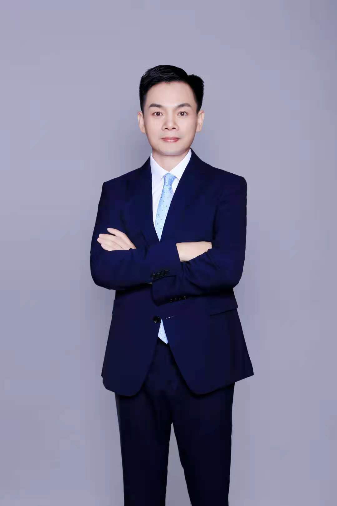  p>王明明律师,男,汉族,中国籍,专职律师,现执业于北京卓浩律师事务所