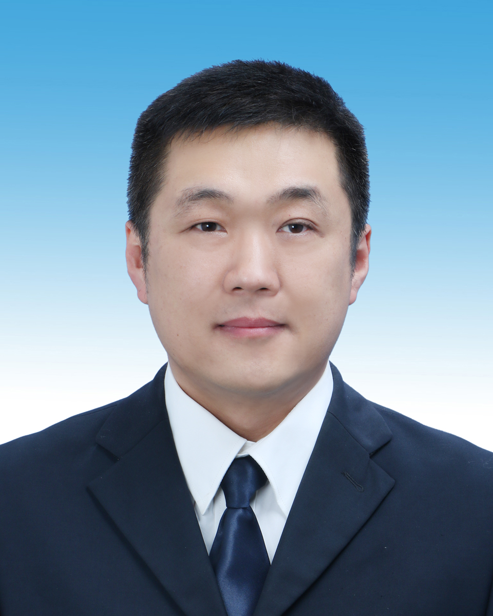  p data-id="tqto7ddiiiso">王冰,男,白族,19