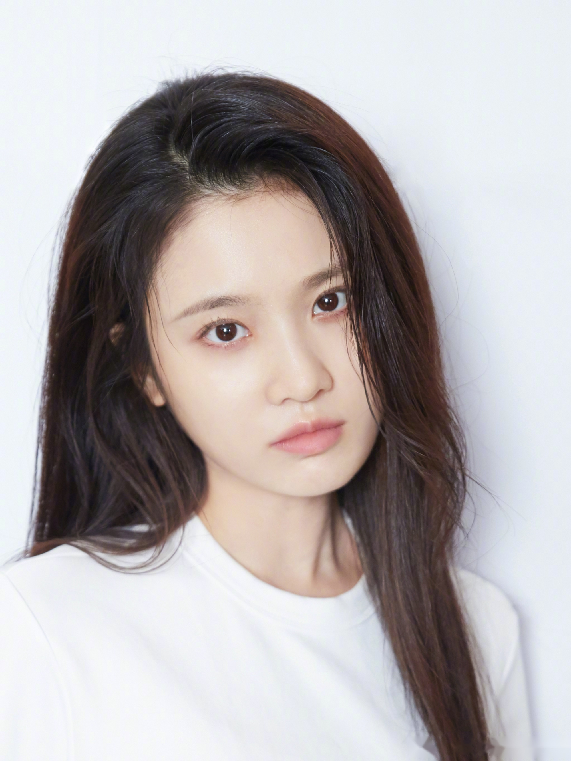  p>张慧雯,1993年9月13日出生于江西省鹰潭市,中国内地影视女演员