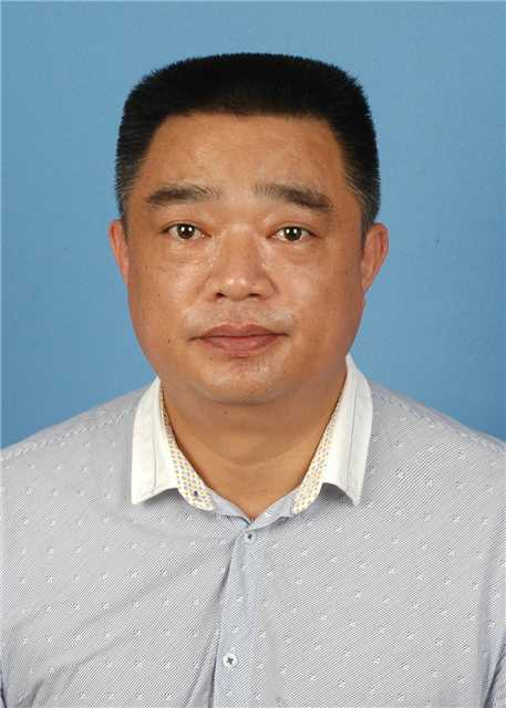  /p> p data-id="ucrcqu6vzjwc">现任广东省梅州市平远县水务局三级