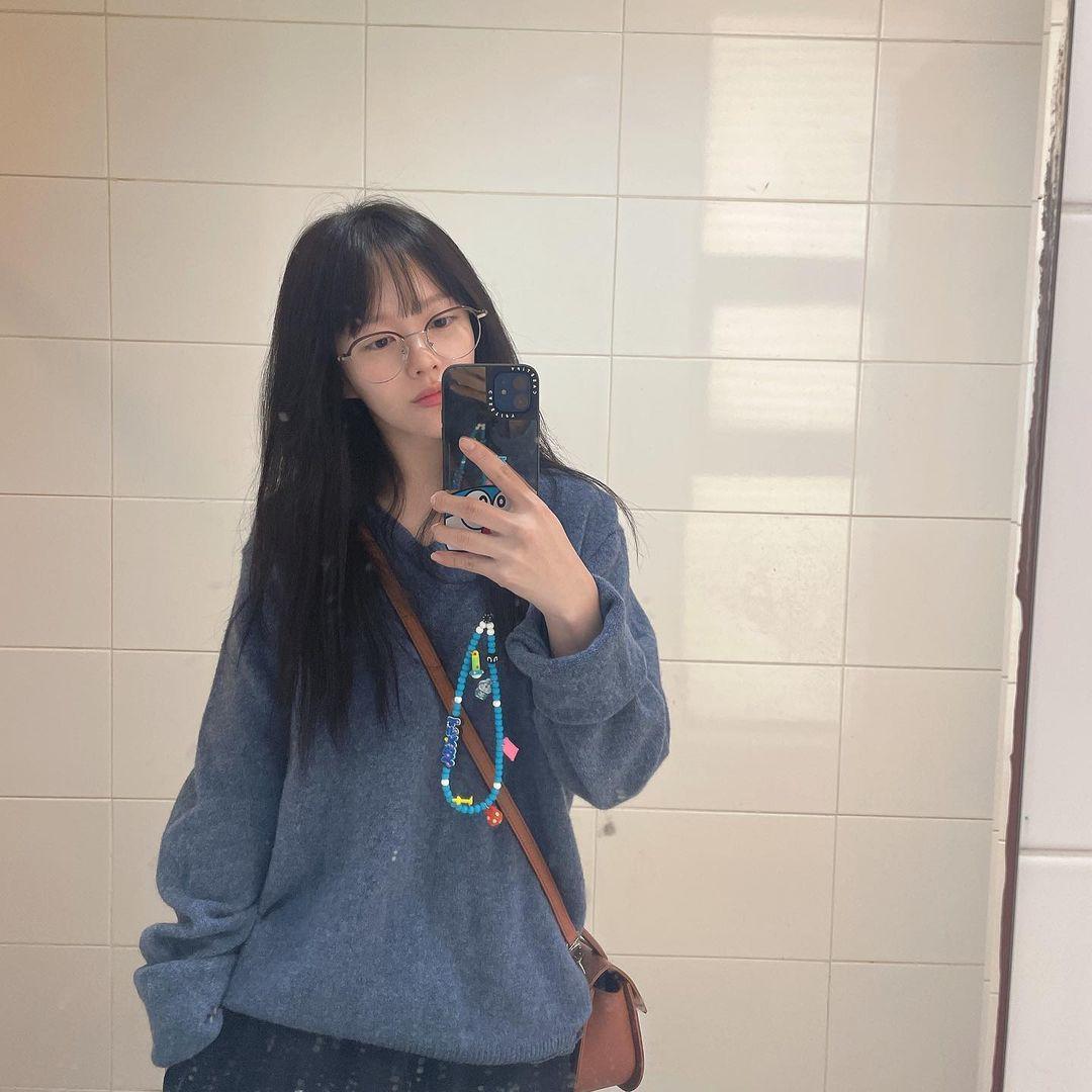  p data-id="gnco218m29">郑知晓 i>