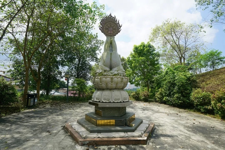 data-lemmaid="7351196">博罗县 /a>礼佛禅寺位于广东省 a target="