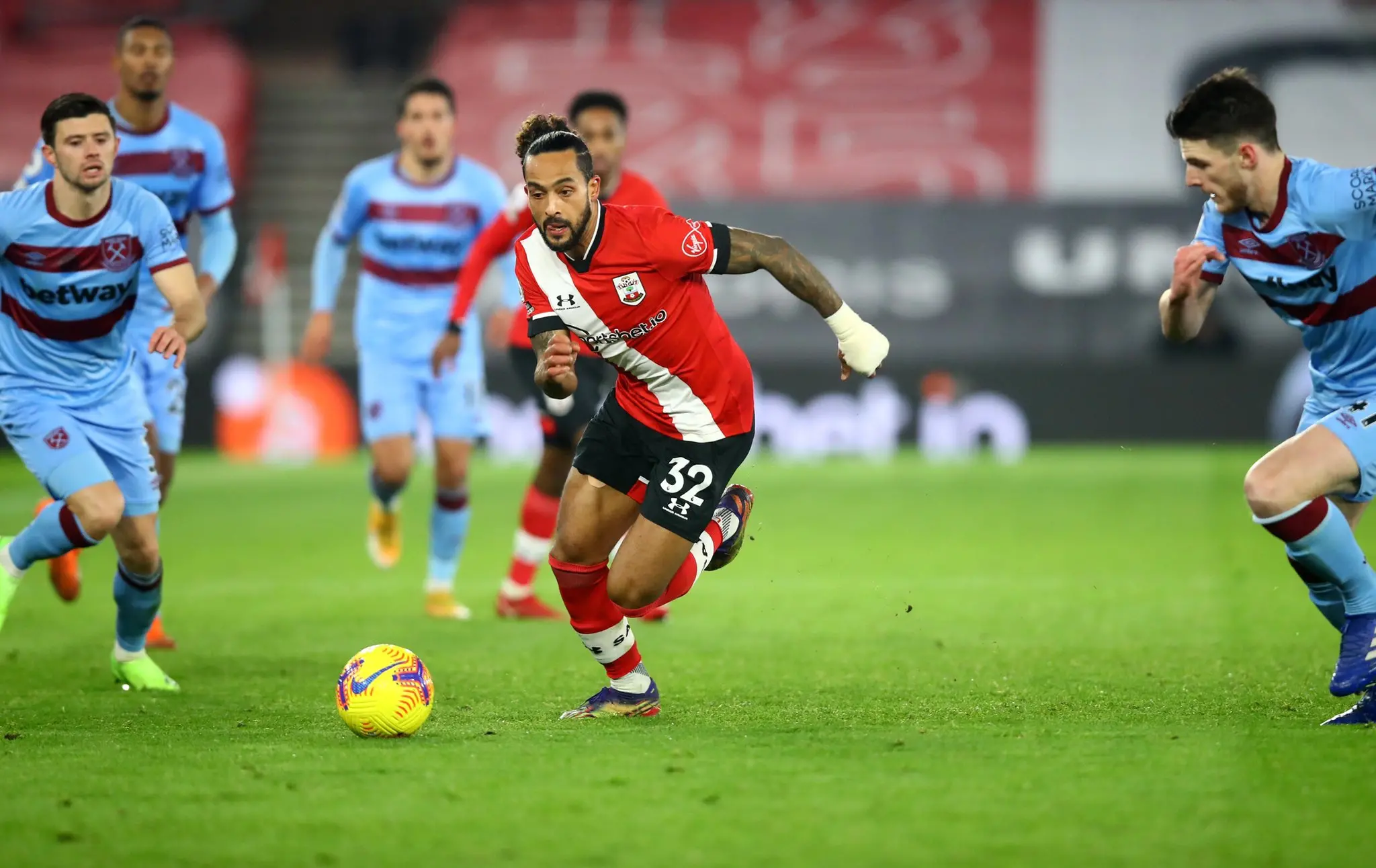  p>西奥·沃尔科特(theo walcott),1989年3月16日出生于 a target="