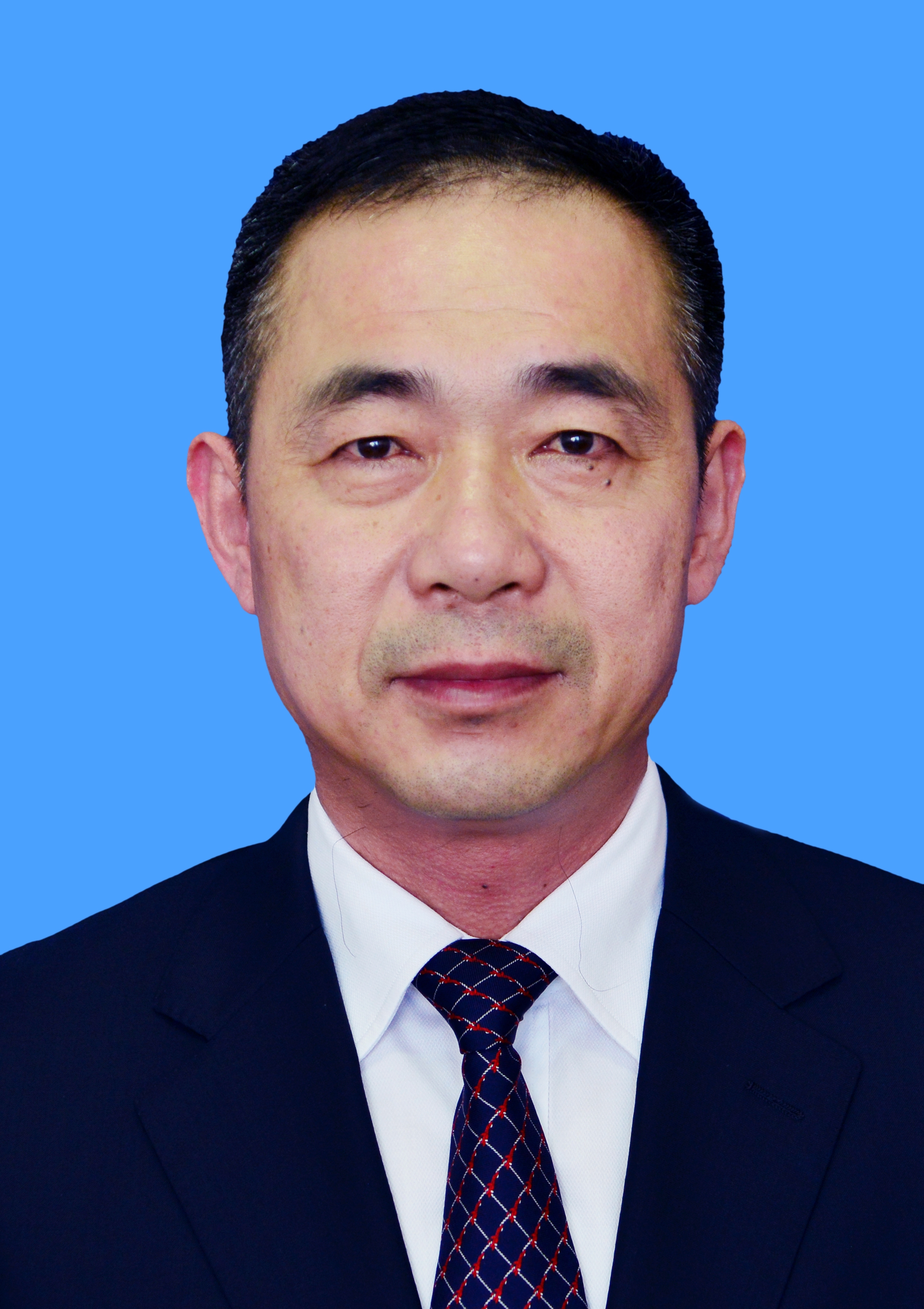  p data-id="gnbyx6762w">李辉跃,男,汉族,1966年2月出生,福建石狮人