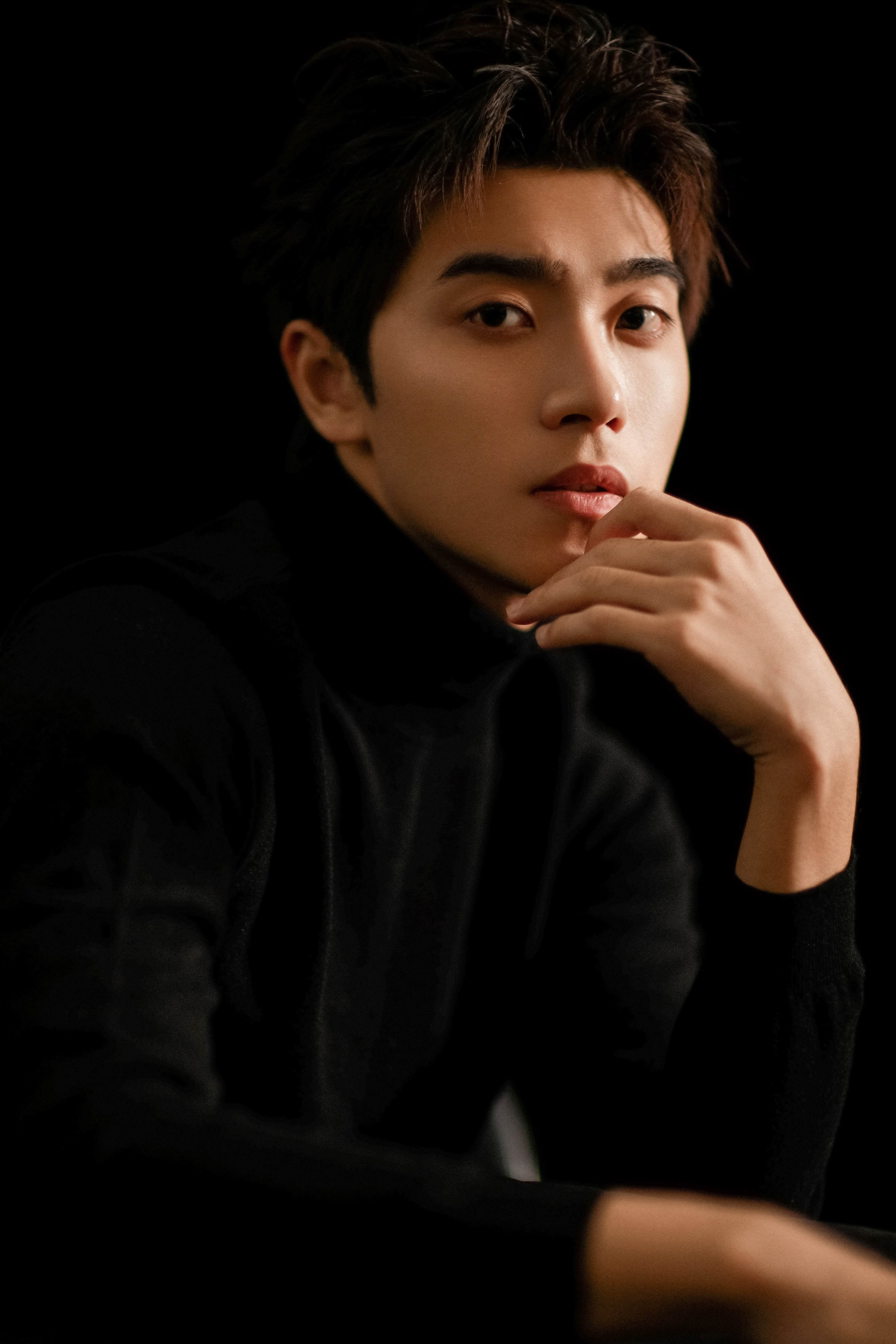  p data-id="gnwl6noyhb">郭其城,原名郭孟旭,1994年9月18日出生,中国