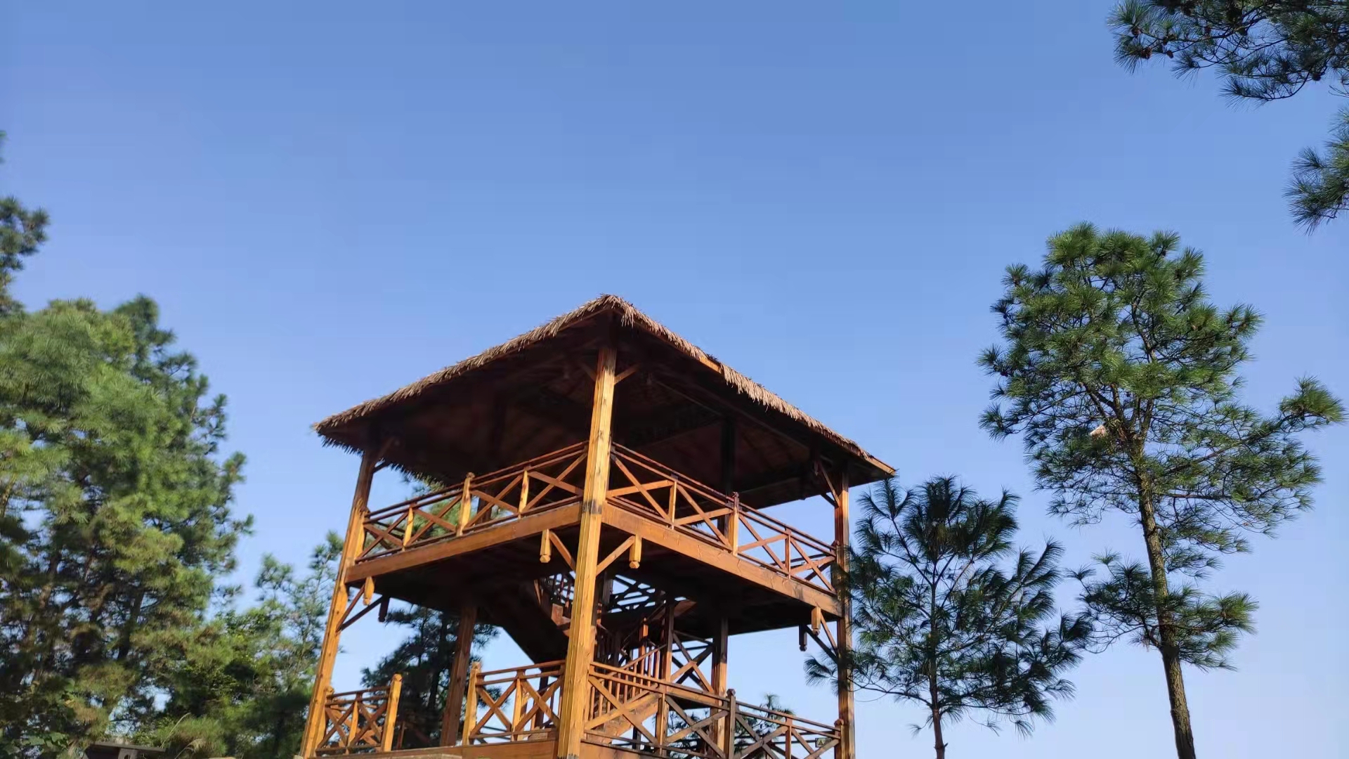  p>骋目台,是 a target="_blank" href="/item/内江市威远县古佛顶