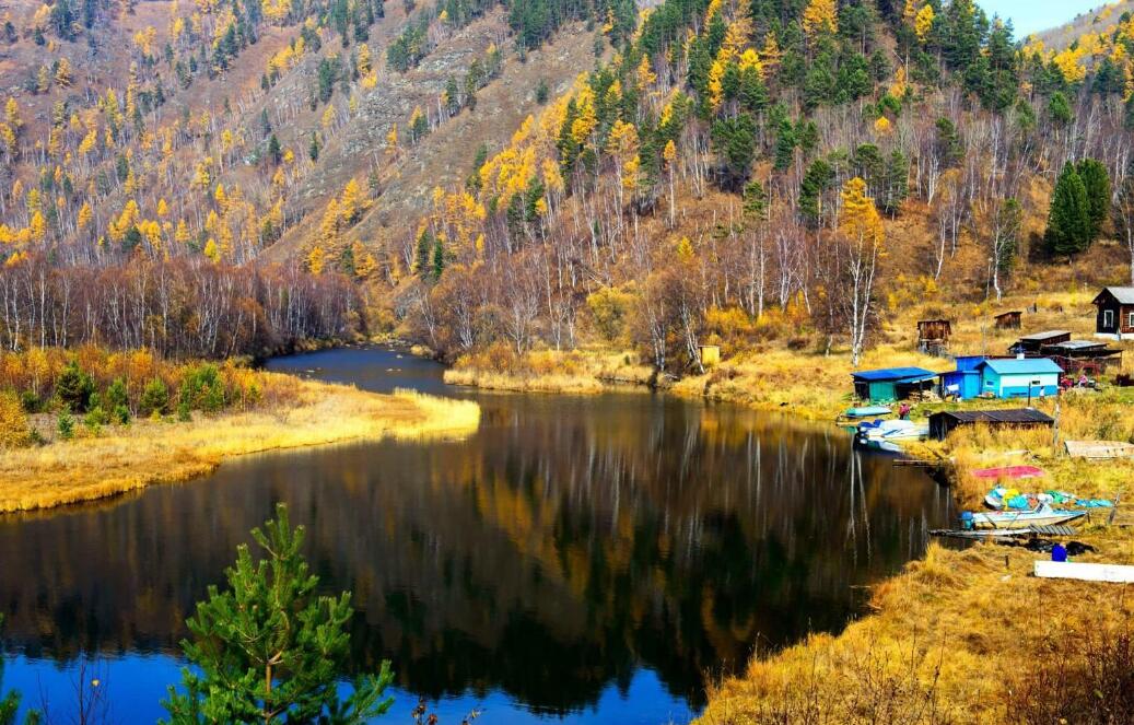  p>西伯利亚(俄语:Сибирь;英语:siberia)是北亚地区的一片广阔