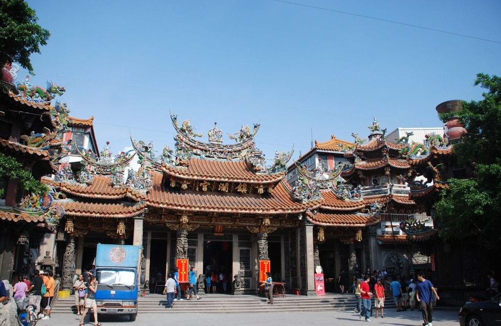  p>镇澜宫位于 a target="_blank" href="/item/台湾">台湾 /a>省 a