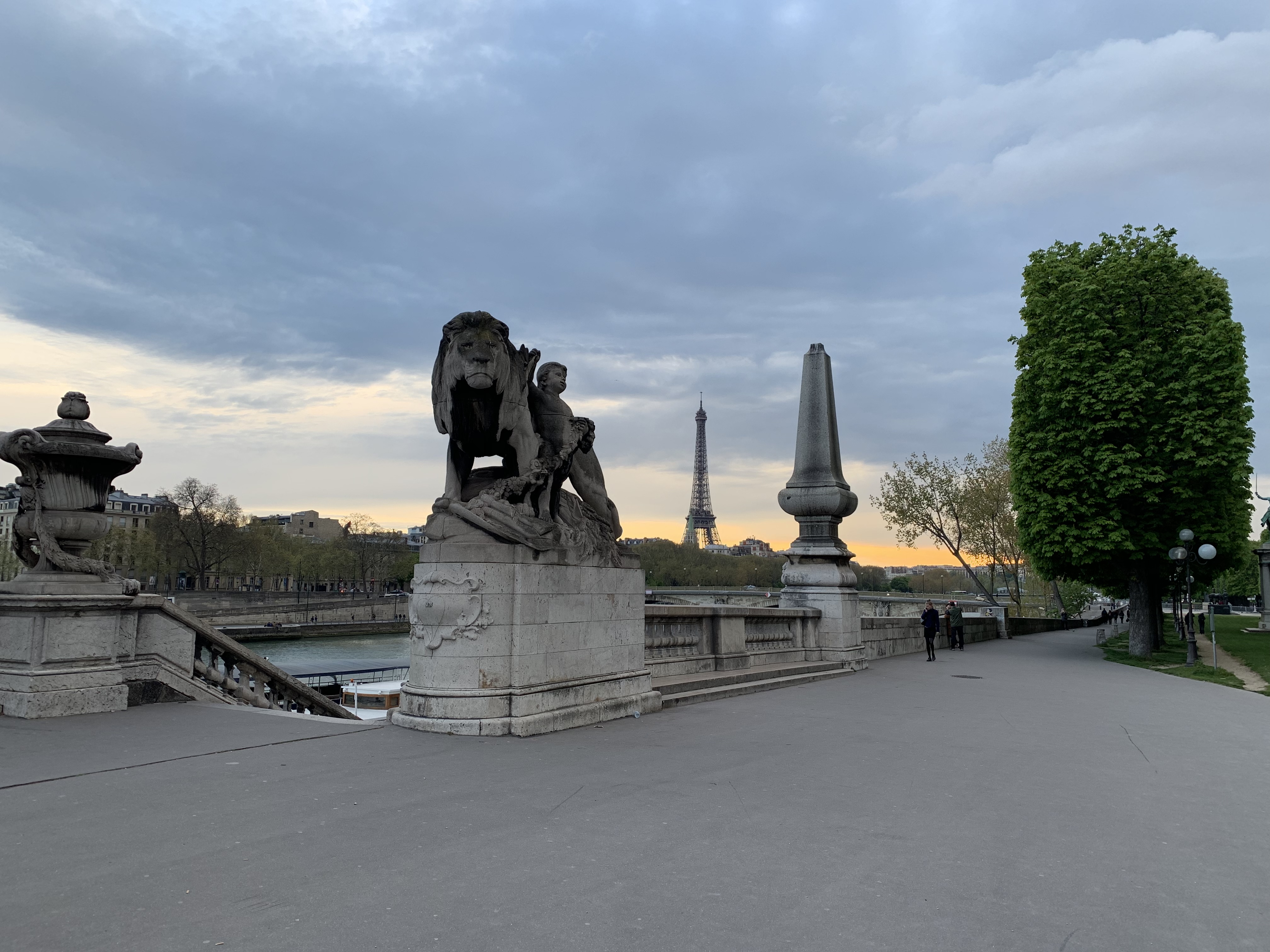  p>塞纳河(seine river),是法国北部大河,全长776.