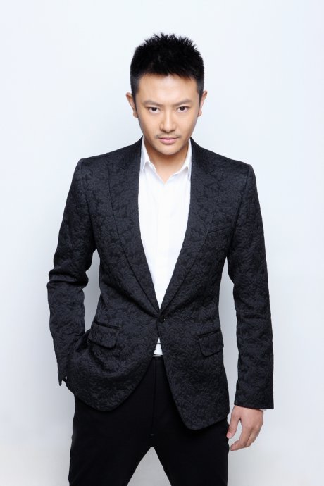  p>印小天,1978年9月23日出生于辽宁省沈阳市,中国内地男演员,毕业于 