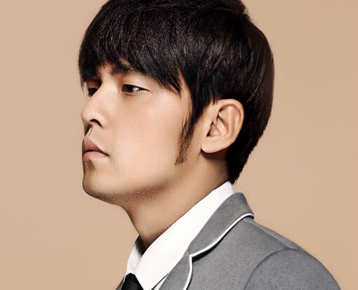  p>周杰伦(jay chou),1979年1月18日出生于台湾省新北市,祖籍福建省