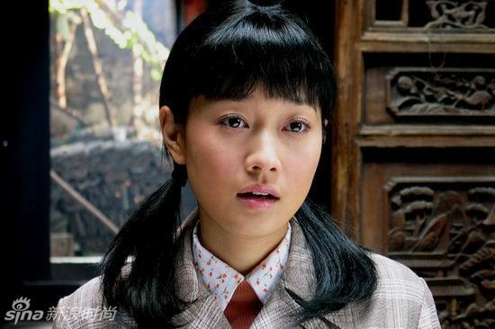  p>马伊琍 i>(ma yili) /i>,1976年6月29日出生于上海市虹口区,祖籍