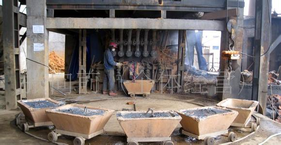  p> b>反射炉 /b>是一种 a target="_blank" href="/item/室式火焰炉"