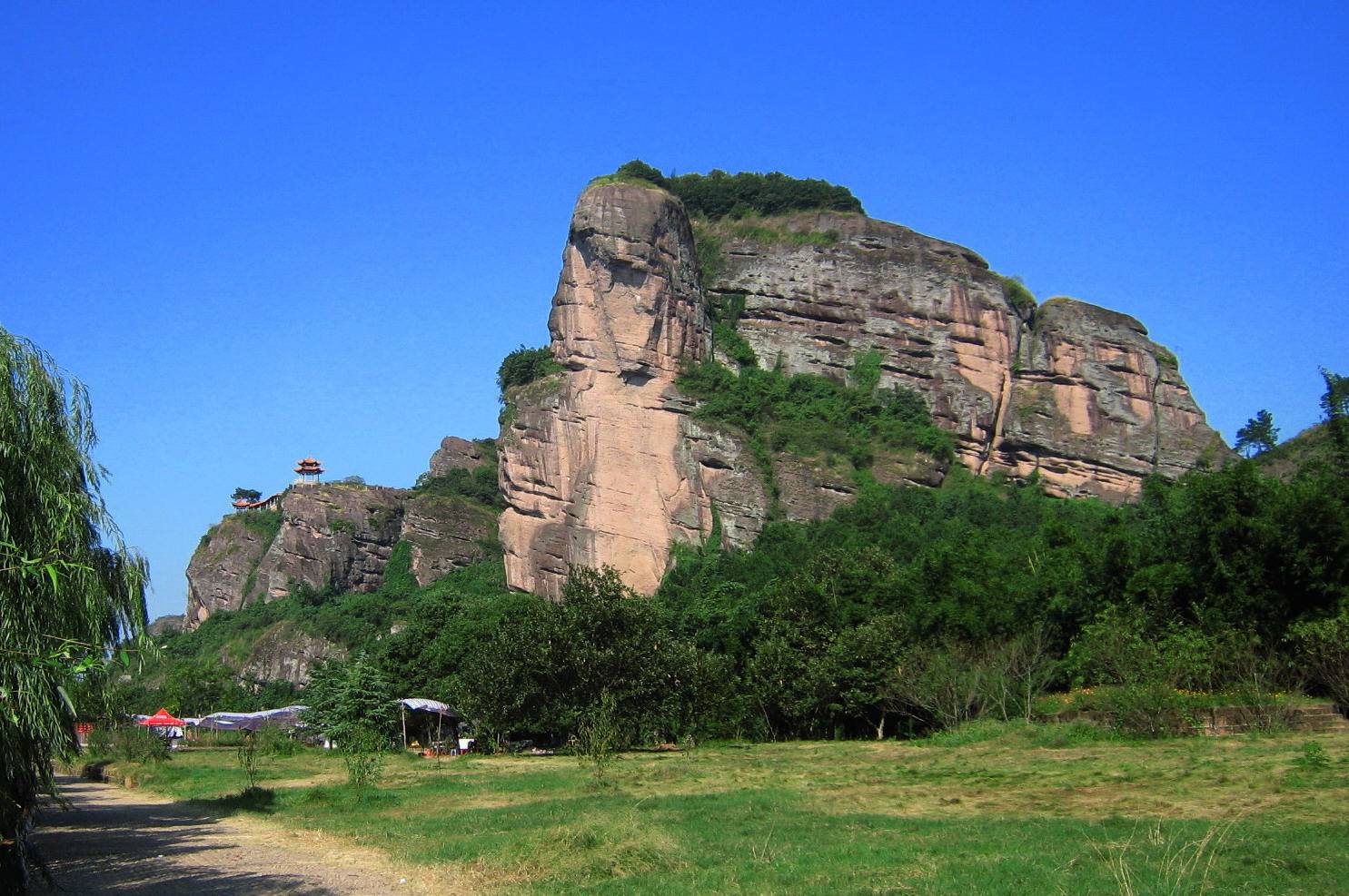 钟灵山国家森林公园