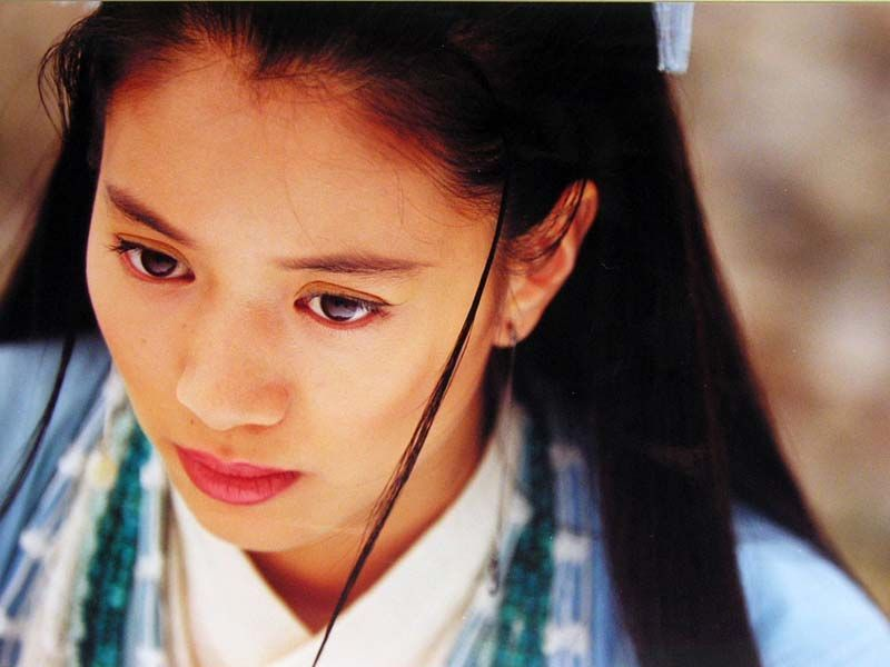 data-lemmaid="128951">金庸 /a>武侠小说《笑傲江湖》中的女主角,男